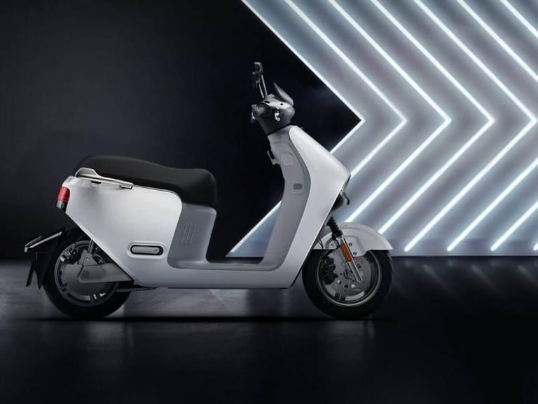 Keeway Blueshark Lite 45 - £500 off I Road Legal Electric Scooter