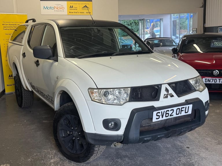 2012 Mitsubishi L200 2.5 DI-D Barbarian Black 4WD Euro 5 4dr (LB) PICK UP Diesel Manual