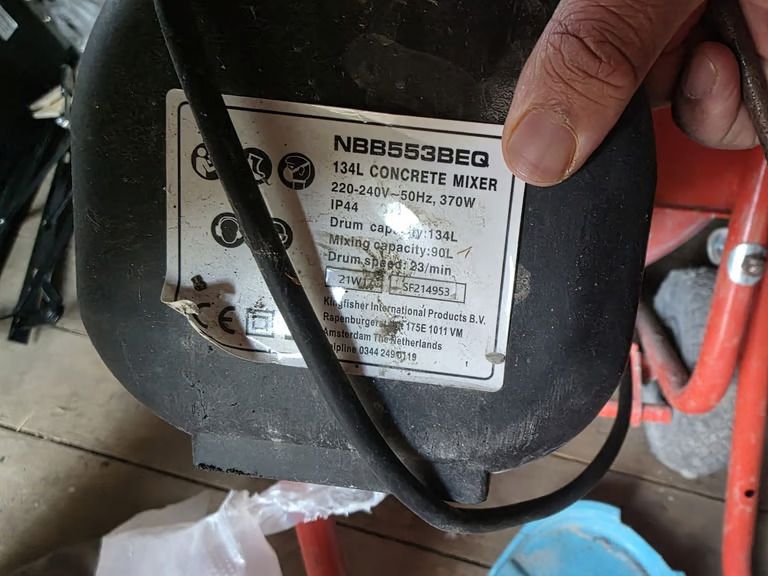 Kingfisher NBB553BEQ Electric Concrete Mixer