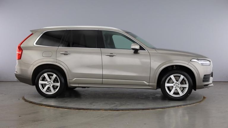 2021 Volvo XC90 Momentum B5 AWD mild hybrid 7 Seats Automatic SUV Hybrid Automatic