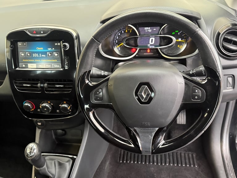 2014 Renault Clio 1.2 16V Dynamique MediaNav 5dr HATCHBACK Petrol Manual