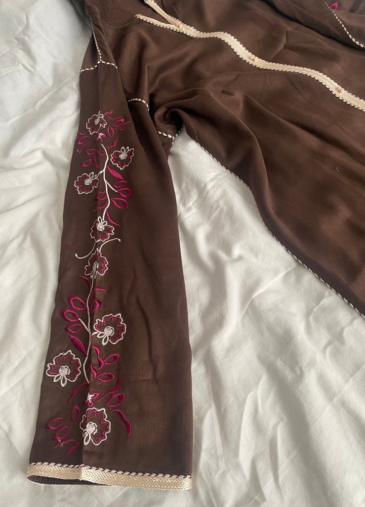 Moroccan Djellaba and  black Babouche/ slippers 