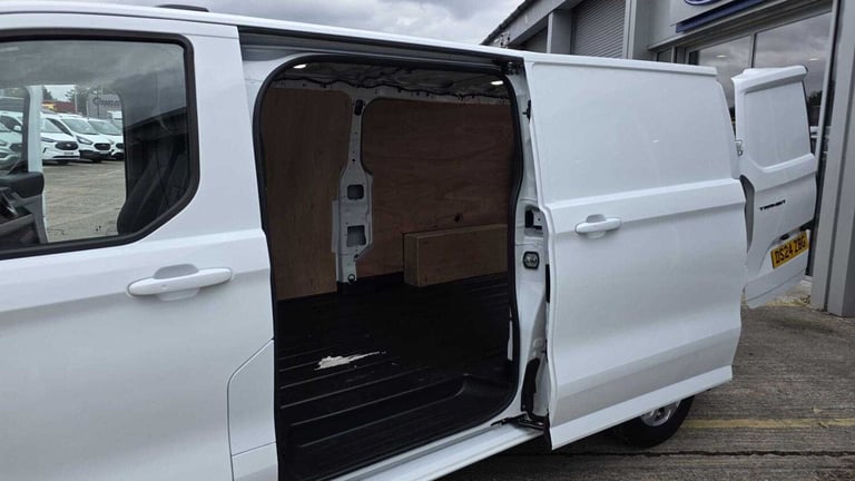 2024 Ford Transit Custom 2.0 EcoBlue 136ps H1 Van Limited Van Diesel Manual