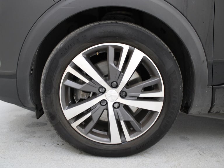 2024 Peugeot 3008 1.6 Hybrid 225 Allure 5dr e-EAT8 Crossover/SUV PETROL/ELECTRIC Automatic