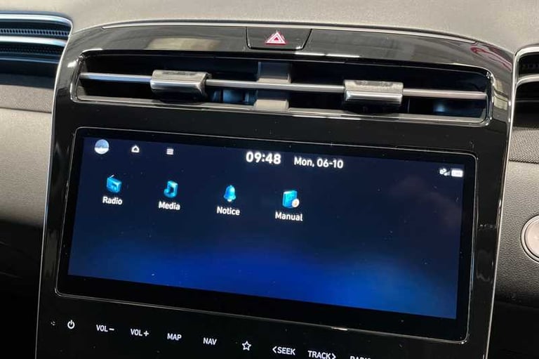 2023 Hyundai TUCSON 1.6 h T-GDi 13.8kWh Premium SUV 5dr Petrol Plug-in Hybrid Auto 4WD Euro 6 ( S...