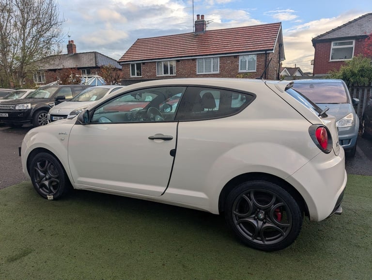 2015 Alfa Romeo MiTo 875 TB TwinAir QV Line Euro 6 (s/s) 3dr HATCHBACK Petrol Manual