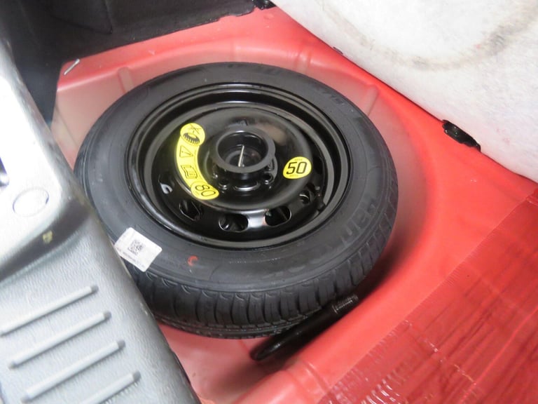 2016 Ford Fiesta 1.0T EcoBoost Zetec Euro 6 (s/s) 5dr HATCHBACK Petrol Manual