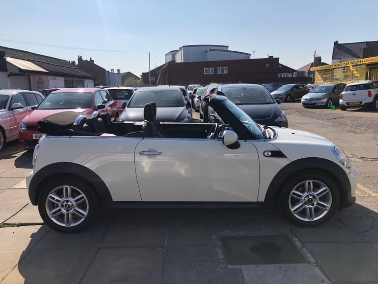 2011 MINI Convertible 1.6 Cooper [122] 2dr CONVERTIBLE Petrol Manual