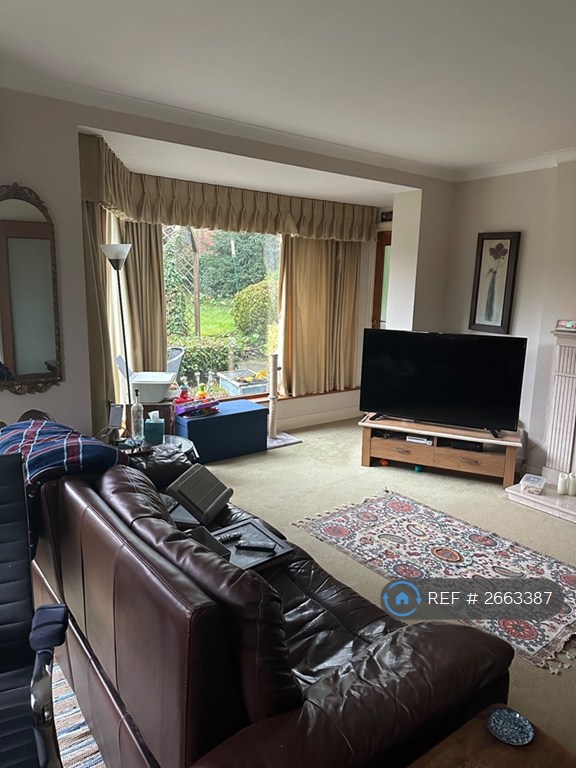 4 bedroom house in Bowhill, Kettering, NN16 (4 bed) (#2663387)