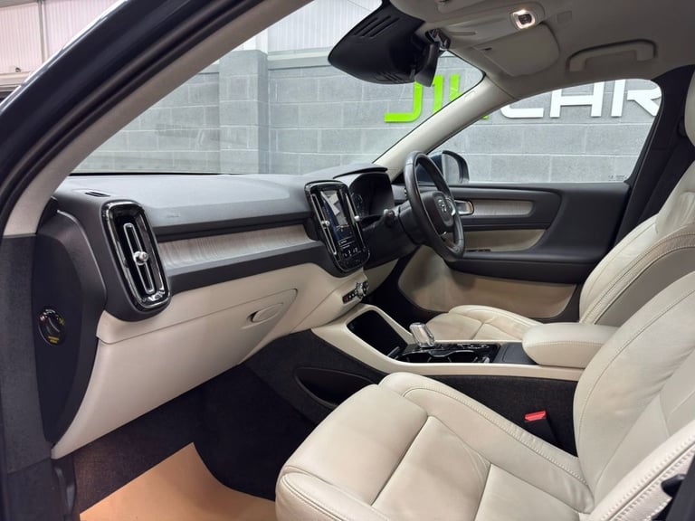 2021 Volvo XC40 2.0 B4 MHEV Inscription Pro SUV 5dr Petrol Hybrid Auto Euro 6 (s/s) (197 ps ESTAT...