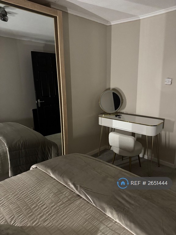 1 bedroom in Long Gages, Basildon, SS14 (#2651444)