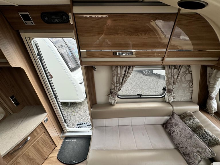 Swift Corniche 19 / 4 2016