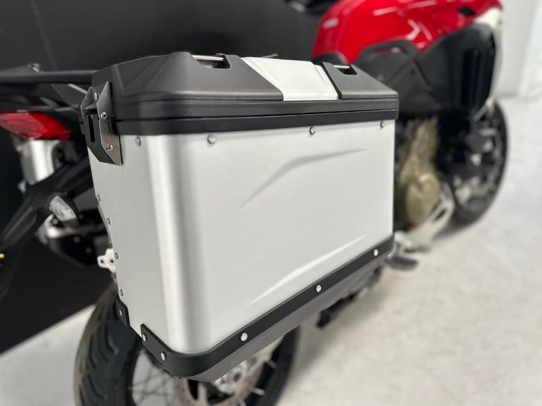 2024/24 Ducati Multistrada V4 Rally Radar One Owner Motorcycle 