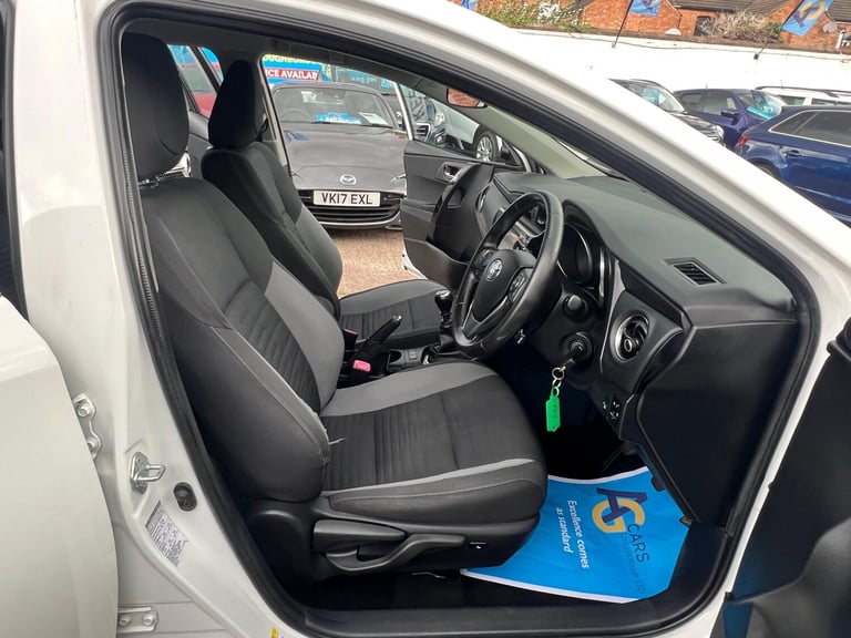 2015 Toyota Auris 1.6 D-4D Business Edition Euro 6 (s/s) 5dr HATCHBACK Diesel Manual