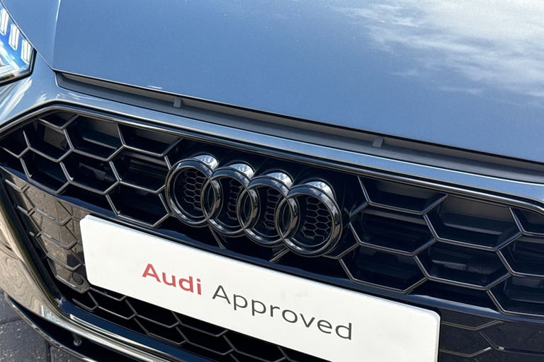 2024 Audi A4 Avant Avant Black Edition 40 TFSI  204 PS S tronic Estate PETROL Automatic