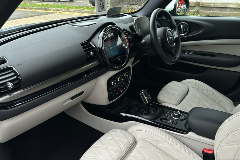  MINI Clubman 1.5 Cooper Exclusive Estate 6dr Petrol Steptronic Euro 6 s/s 136