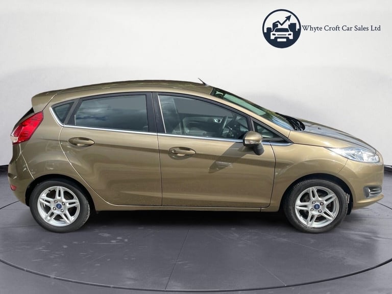 2013 Ford Fiesta 1.25 Zetec Euro 5 5dr Hatchback Petrol Manual