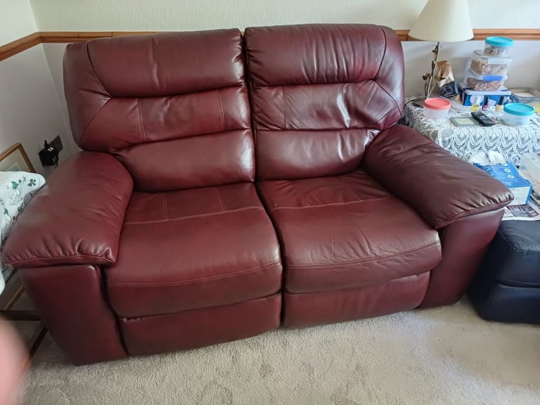 2 x 2 recliner sofas