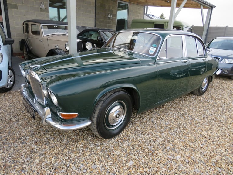 1968 Jaguar 420 4.2 MOD MANUAL Saloon Petrol Manual