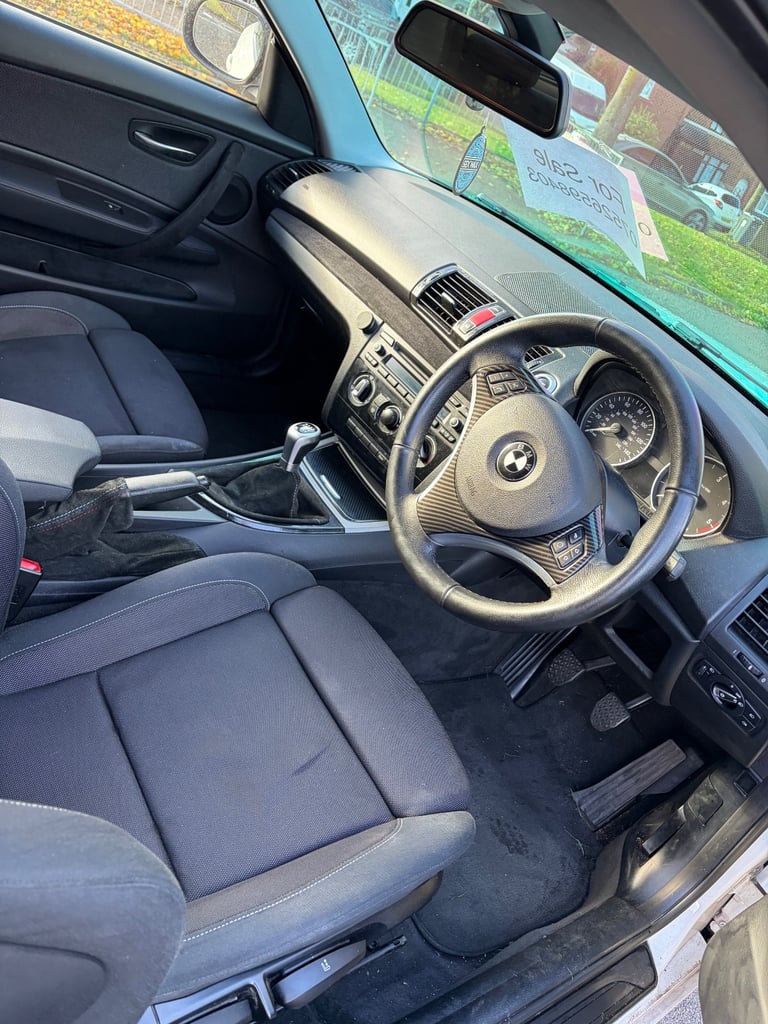 BMW, 1 SERIES, Coupe, 2012, Manual, 1995 (cc), 2 doors