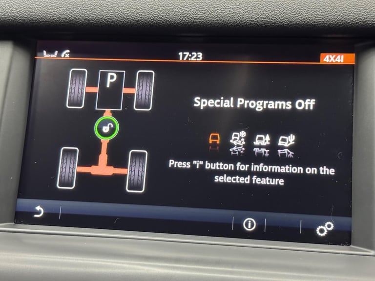 2017 Land Rover Discovery Sport 2.0 TD4 HSE Dynamic Lux Auto 4WD Euro 6 (s/s) 5dr ESTATE Diesel A...