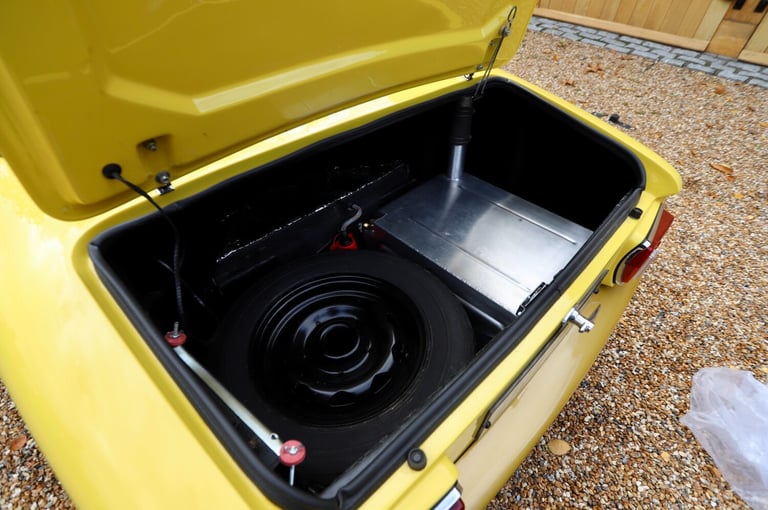 1972 Lotus Elan 1972.  £20k repaint in Lotus Yellow / Cirrus White. Mohair Hoo  PETROL Manual