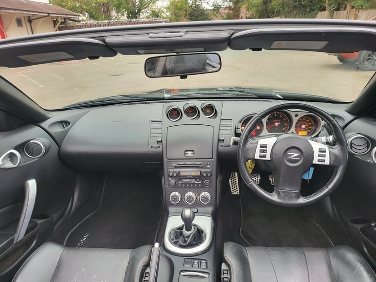 2006 Nissan 350Z 3.5 V6 300 2dr CONVERTIBLE Petrol Manual