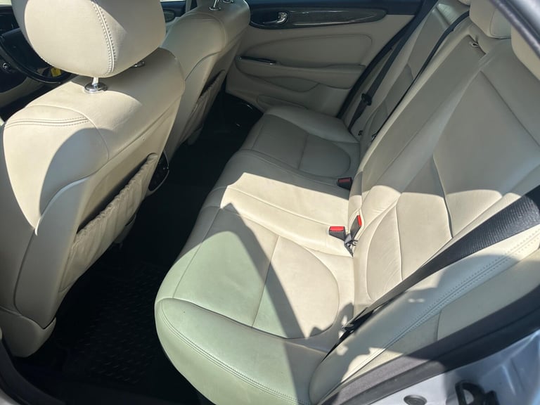  Jaguar XJ 4.2 XJ8 SE 4dr Petrol Automatic