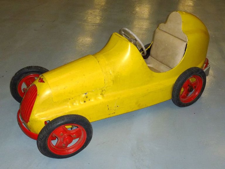 AUSTIN PATHFINDER PEDAL CAR WANTED AUSTIN PATHFINDER PEDAL CAR WANTED 