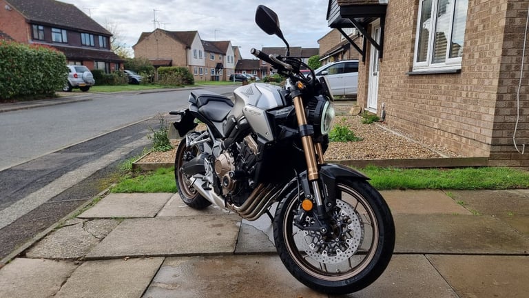 Honda CB650R, Silver, 2021, 650cc, A2 Restricted, Low mileage, fresh MOT and service
