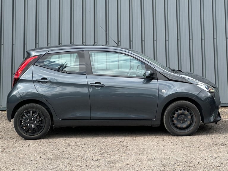 2018 Toyota AYGO 1.0 VVT-i x-play Hatchback 5dr Petrol Manual Euro 6 (71 ps) HATCHBACK Petrol Manual