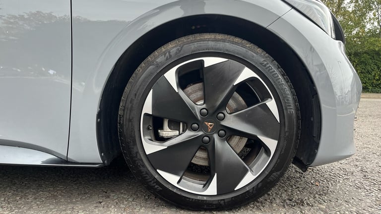 2025 Cupra Born 170kW e-Boost V1 59kWh 5dr Auto Electric Hatchback Hatchback Electric Automatic