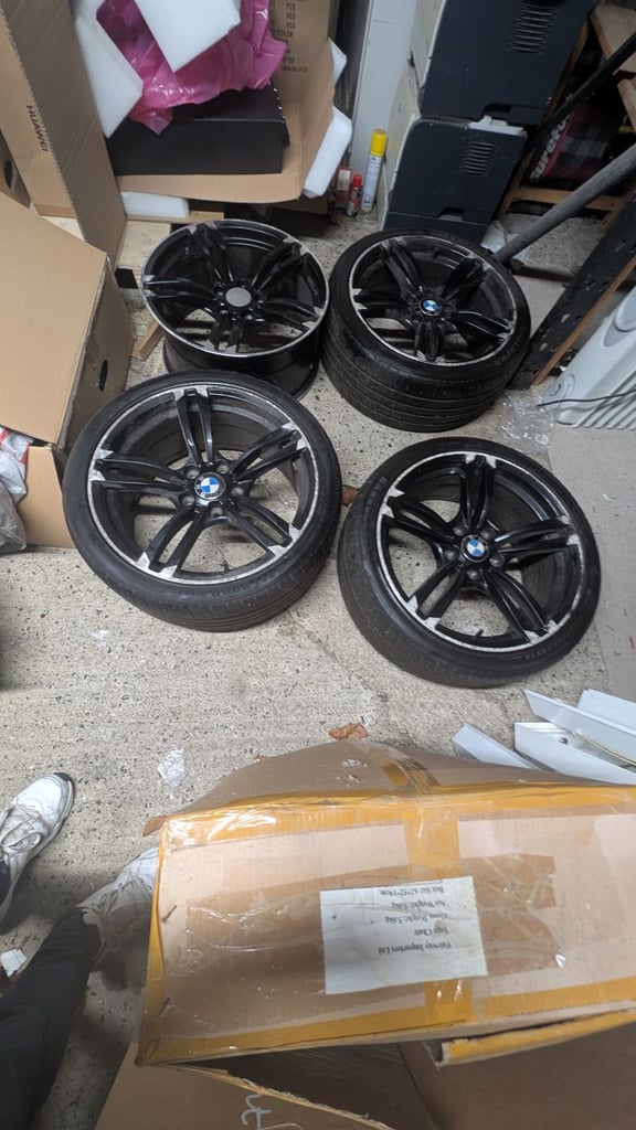 image for BMW 320 5 rims 4 tyres 2012 