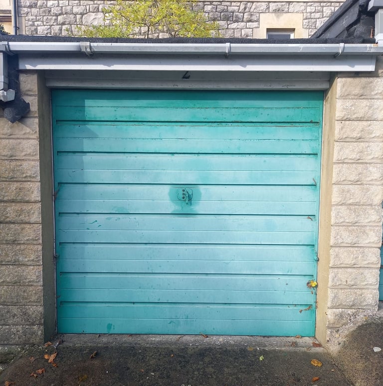 Garage to rent Car or Storage wsm
