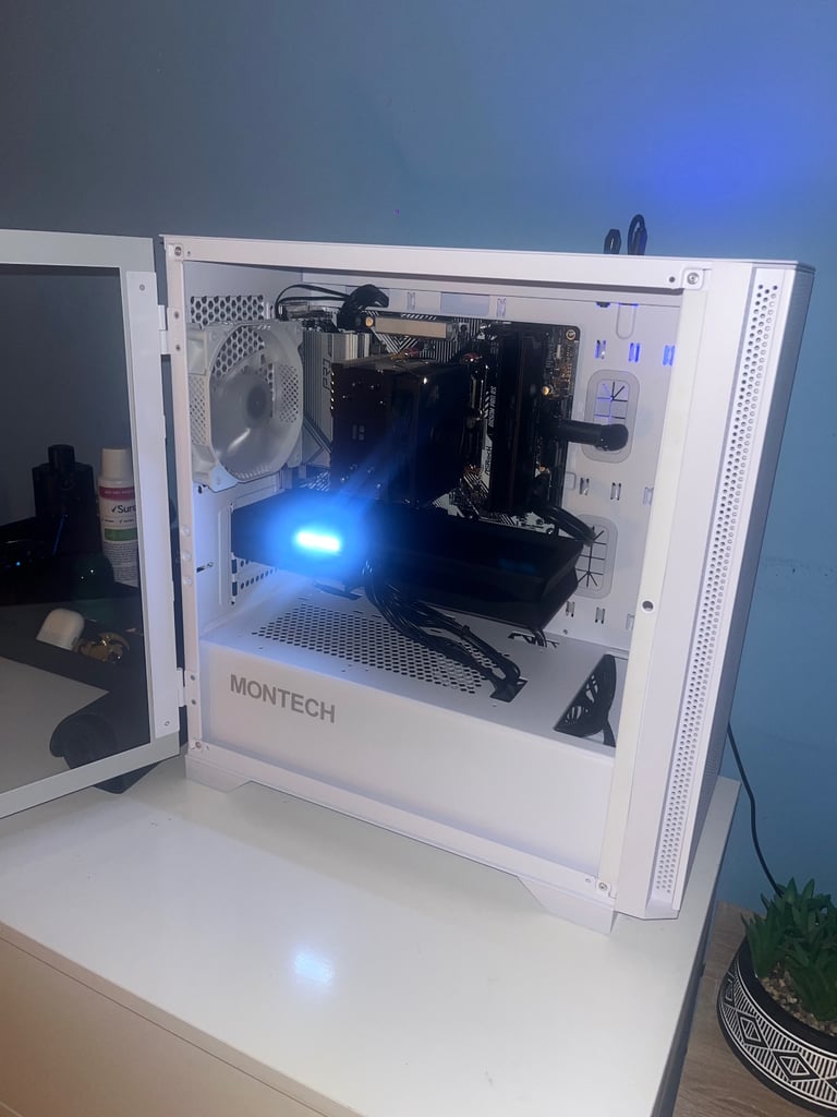 1440p Gaming PC (Includes battlefield 6)