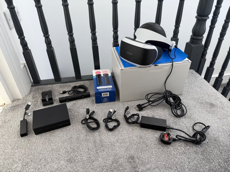 image for PSVR with camera and controllers. 