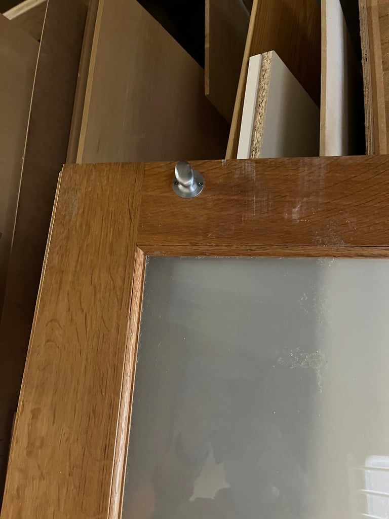 image for 5 internal oak doors 
