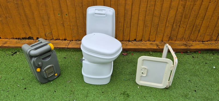 THETFORD cassette swivel toilet for camper caravan motorhome boat