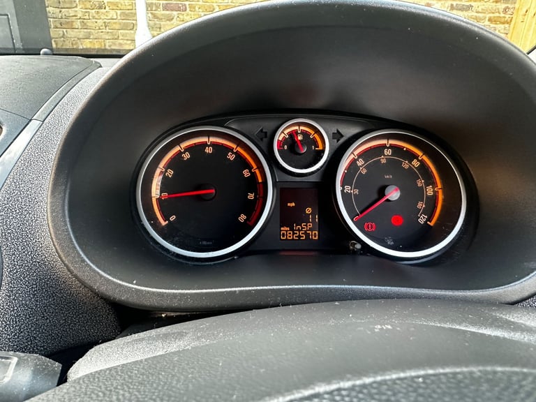 Vauxhall, CORSA, Hatchback, 2011, Manual, 1398 (cc),5 doors - Image 9