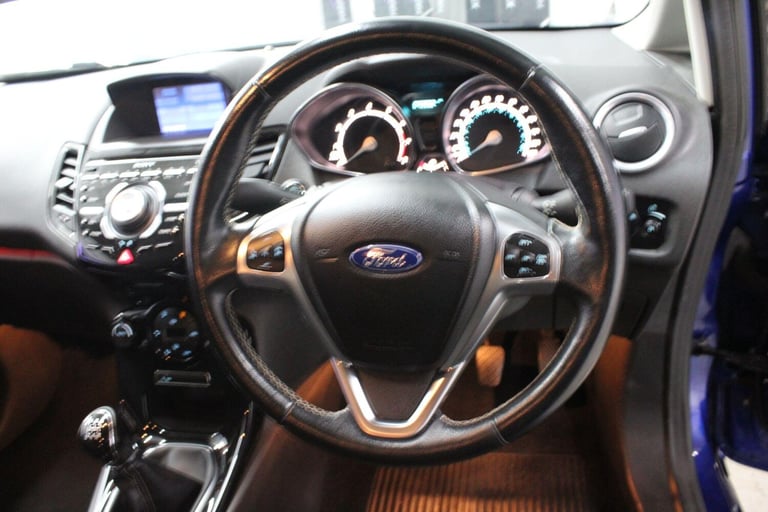 2017 Ford Fiesta 1.0T EcoBoost Titanium Euro 6 (s/s) 5dr HATCHBACK Petrol Manual