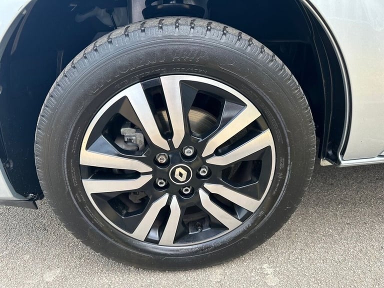 2023 Renault Trafic 2.0 dCi Blue 28 Sport+ Panel Van 5dr Diesel EDC SWB Euro 6 (s/s) (170 ps) PAN...