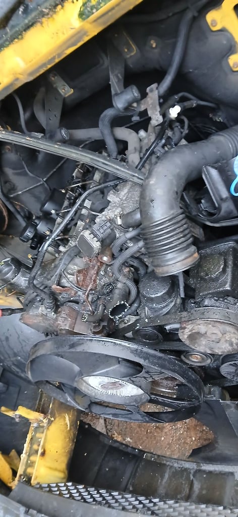 2008 Mercedes Sprinter 2.1 engine or gearbox