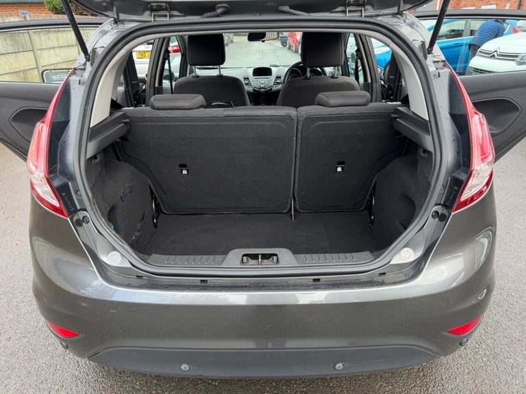 2016 Ford Fiesta 1.0T EcoBoost Zetec Hatchback 5dr Petrol Powershift Euro 6 (100 ps) Hatchback Pe...