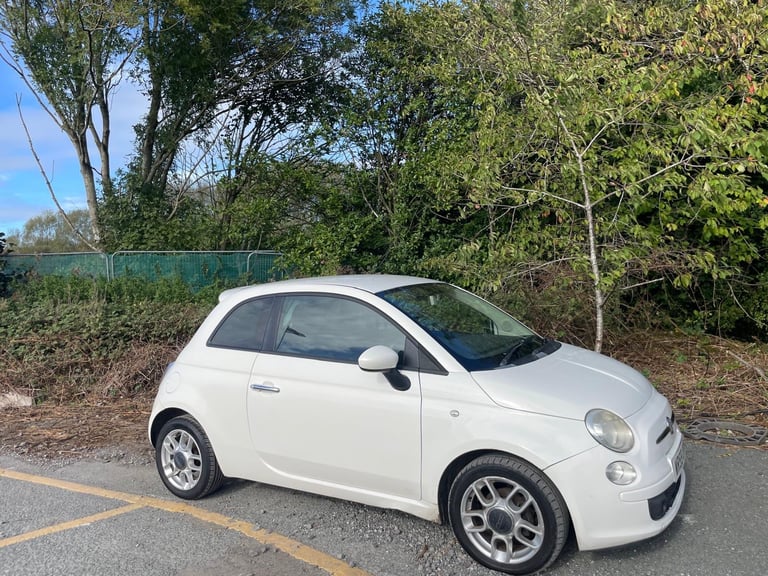FIAT 500 1.3 M/JET SPORT 59 REG WHITE 3 DOOR MOT APRIL 17TH 2026 TAX £20 LOW INSURANCE 60+MPG