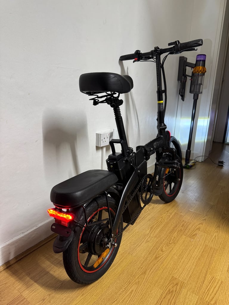 DYU A5 14” Folding Electric Bike – FAULTY