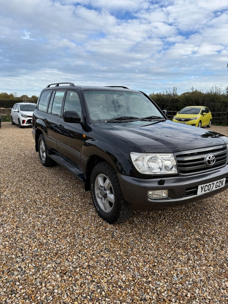  Toyota Land Cruiser Amazon 4.2 TD SUV 5dr Diesel Automatic (282 g/km, 201 bhp) Diesel Automatic