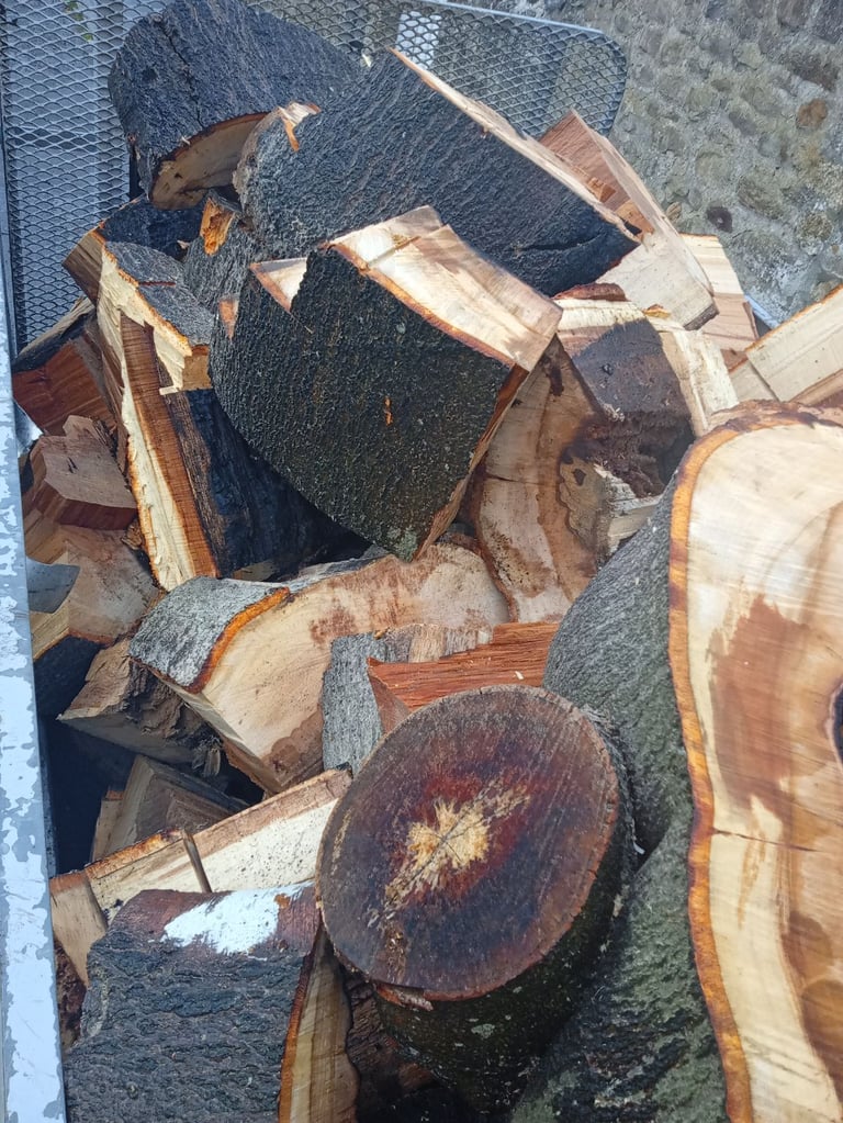image for Firewood Hardwood (Approx 8x Dumpy bags)