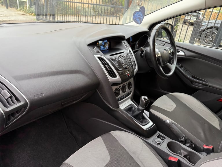 2014 Ford Focus 1.0 EcoBoost Zetec 5dr HATCHBACK Petrol Manual