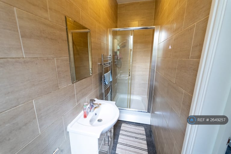 1 bedroom in Edgbaston, Birmingham, B5 (#2649257)