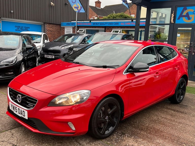 2015 Volvo V40 2.0 D4 R-Design Nav Hatchback 5dr Diesel Manual Euro 6 (s/s) (190 ps) HATCHBACK Di...